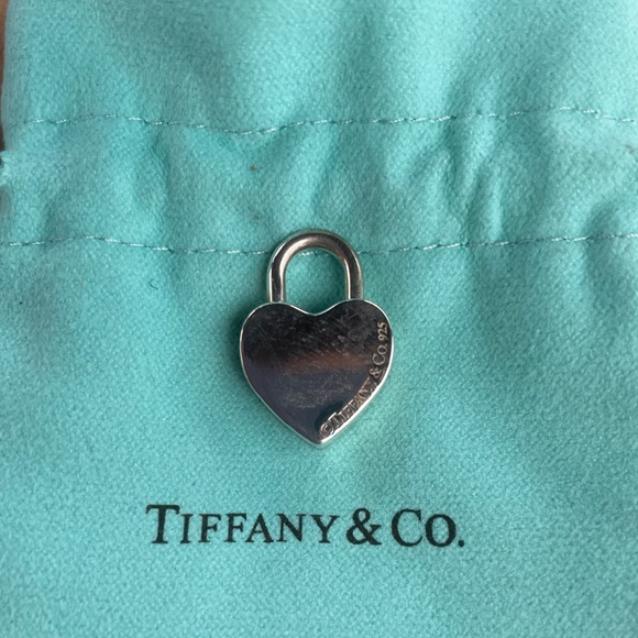 Tiffany & Co “It’s a Boy” Operating Heart Locket - Picture 2 of 4